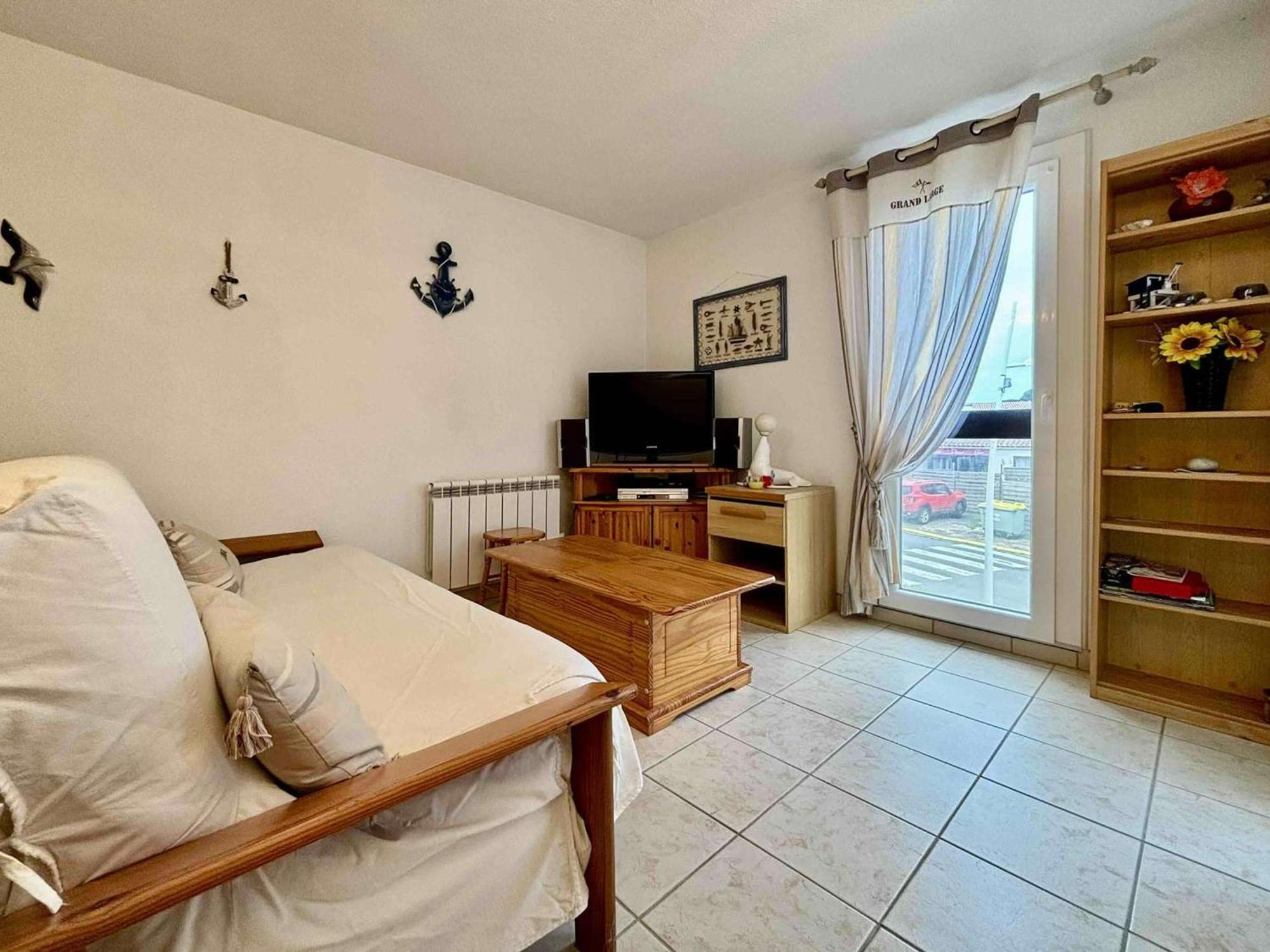 Appartement Cosy A Saint-Georges-D'Oleron, 4 Couchages, Proche Mer Et Commerces, Avec Balcon Et Parking - Fr-1-246A-295 Exteriör bild